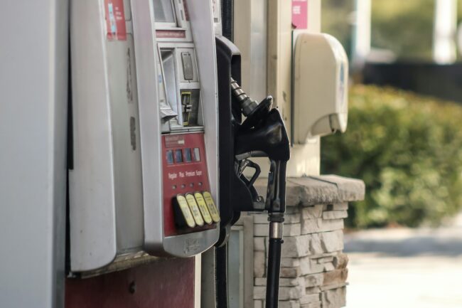 Diesel Prices in Illinois Are Rising — How Owner-Operators in Chicago Can Stay Profitable Diesel Prices in Illinois Are Rising — How Owner-Operators in Chicago Can Stay Profitable